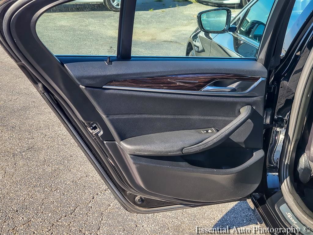 Used 2019 BMW 530i xDrive AWD/4WD image 27