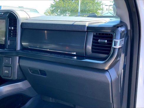 Used 2023 Ford F350 Lariat w/ Lariat Ultimate Package AWD/4WD image 15