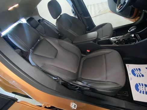 Used 2025 Buick Encore GX Preferred FWD image 15