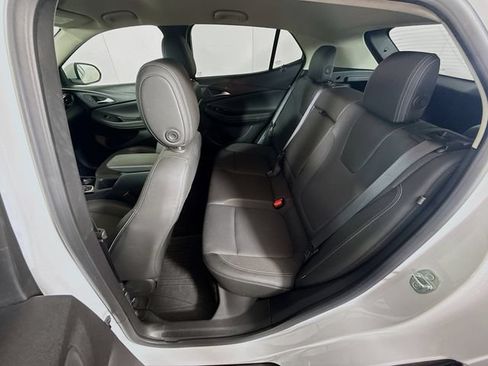 Used 2023 Buick Encore GX Select w/ Safety Package II AWD/4WD image 25