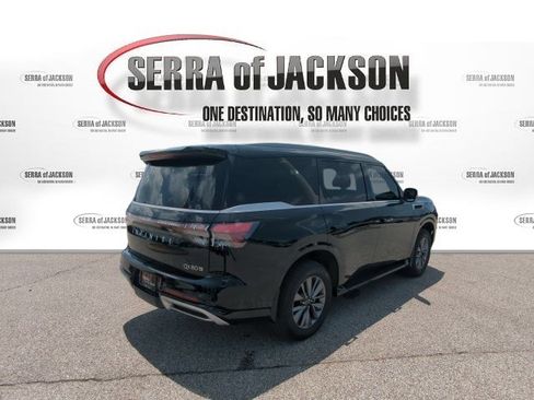 Used 2025 INFINITI QX80 Pure w/ Cargo Package AWD/4WD image 9