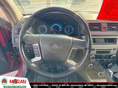 Used 2010 Ford Fusion SEL image 16