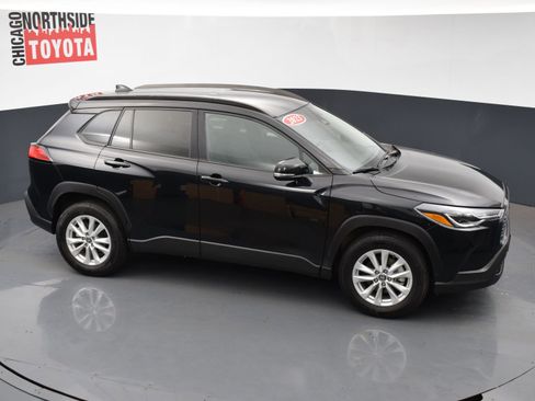 Used 2023 Toyota Corolla Cross LE image 21