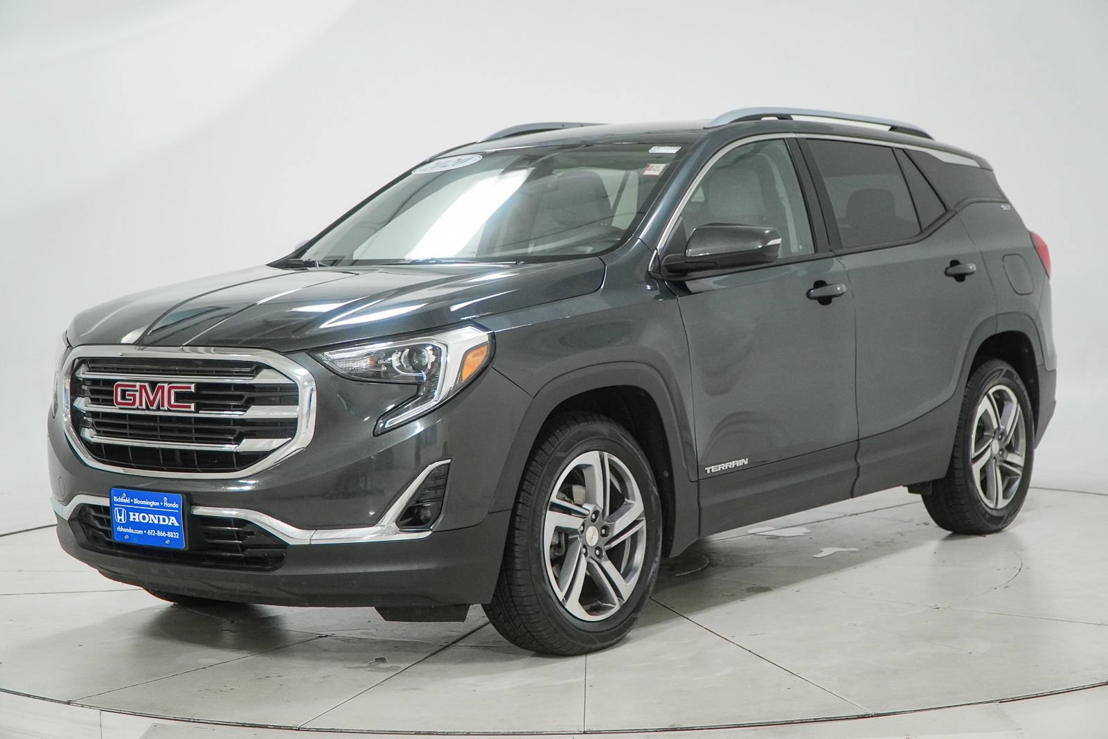 Used 2020 GMC Terrain SLT AWD/4WD image 3