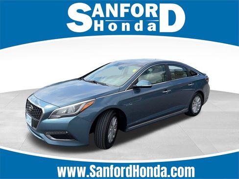 Used 2016 Hyundai Sonata SE FWD image 1