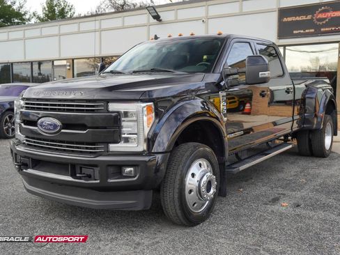 Used 2019 Ford F450 Lariat image 3