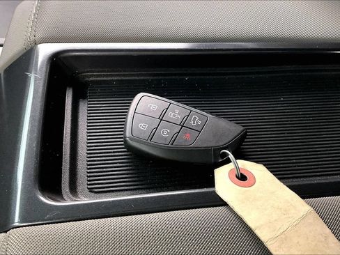 Used 2024 GMC Hummer EV 3X AWD/4WD image 11