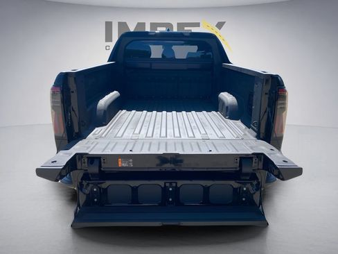 Used 2025 GMC Sierra EV Denali AWD/4WD image 31