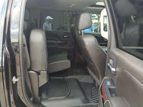 Used 2018 GMC Sierra 1500 SLT image 18