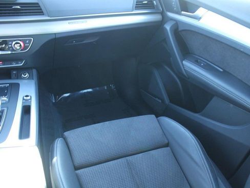 Used 2020 Audi SQ5 Premium Plus image 17