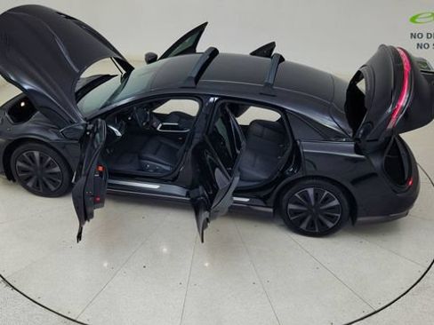 Used 2024 Lucid Air Pure RWD image 88