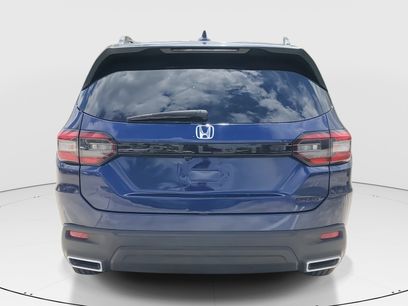Used 2025 Honda Pilot Sport