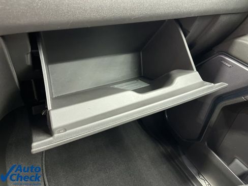 Used 2022 Chevrolet Silverado 1500 High Country w/ High Country Premium Package image 27