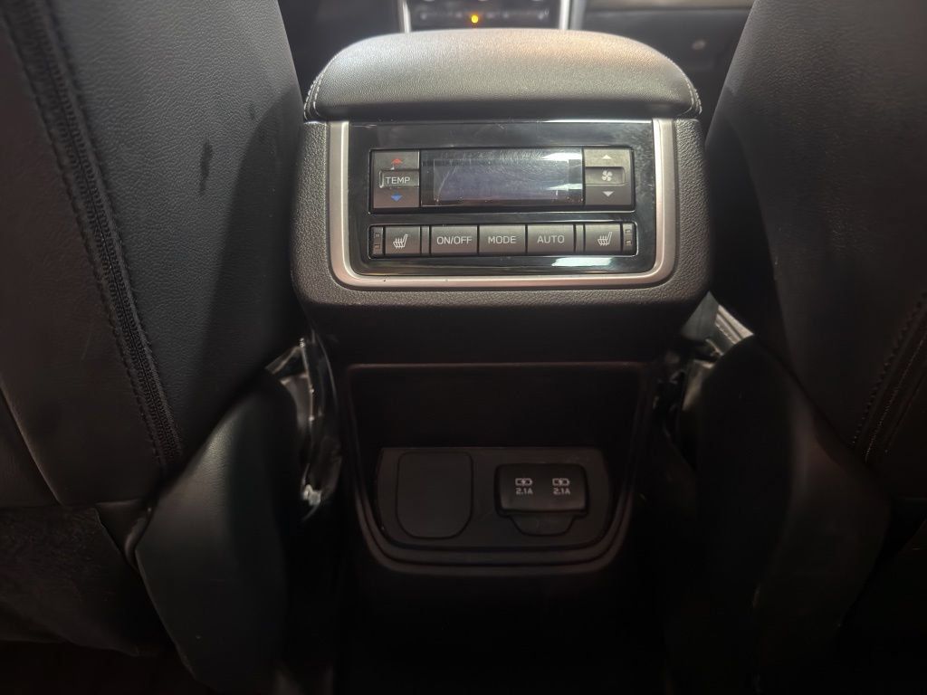 Used 2021 Subaru Ascent Limited w/ Technology Package AWD/4WD image 18