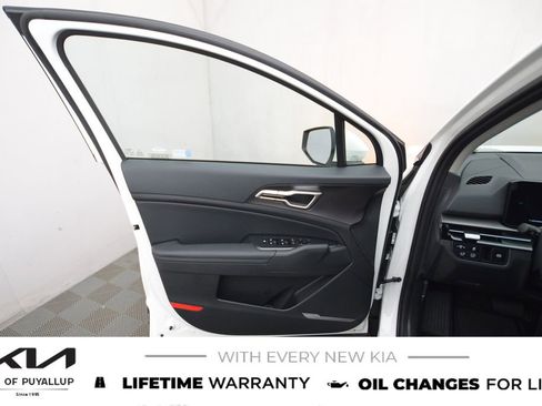 New 2026 Kia Sportage EX image 9