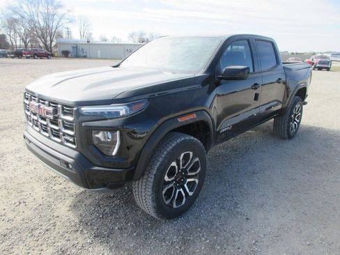 New 2026 GMC Canyon AT4 w/ Nightfall Essentials Package AWD/4WD image 9