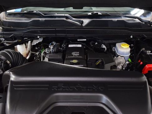 Used 2022 RAM 2500 Laramie AWD/4WD image 35