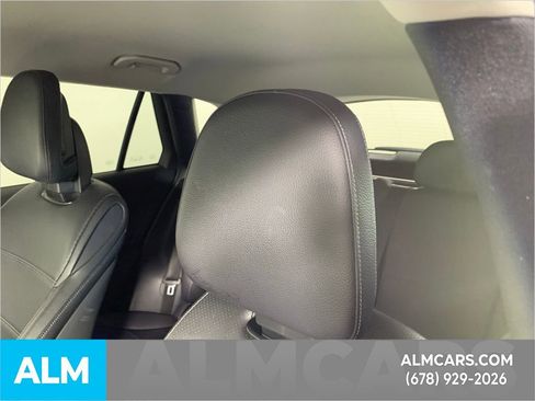 Used 2023 Mercedes-Benz GLC 300 image 21