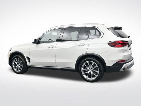 New 2026 BMW X5 sDrive40i w/ Premium Package RWD image 7