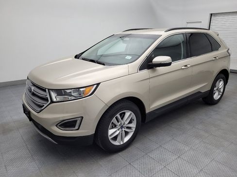 Used 2017 Ford Edge SEL w/ Class II Trailer Tow Package AWD/4WD image 2