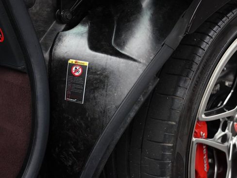 Used 2018 McLaren 720S Performance image 24