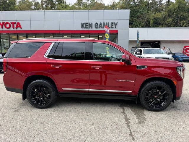 Used 2022 GMC Yukon Denali AWD/4WD image 2