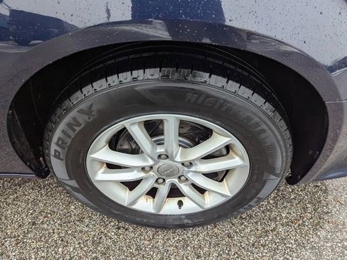 Used 2014 Dodge Grand Caravan SXT image 24