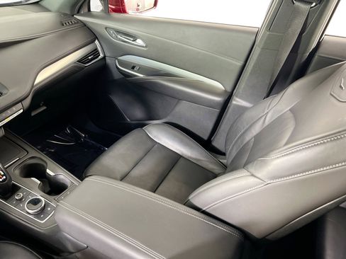 Used 2019 Cadillac XT4 Premium Luxury w/ Technology Package image 20