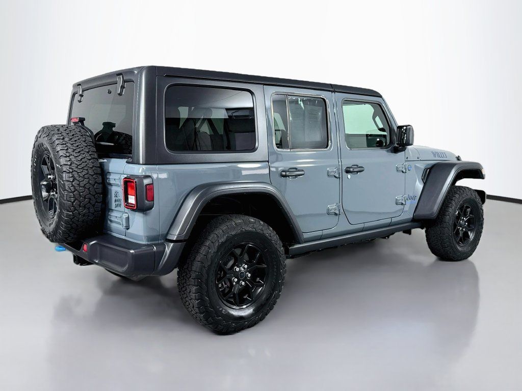 Used 2024 Jeep Wrangler Unlimited AWD/4WD image 7