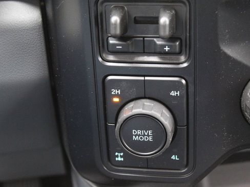 New 2026 Ford F350 XLT w/ FX4 Off-Road Package image 29