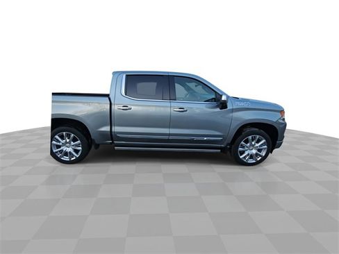 Certified 2025 Chevrolet Silverado 1500 High Country image 9