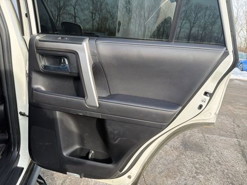 Used 2023 Toyota 4Runner SR5 Premium image 24