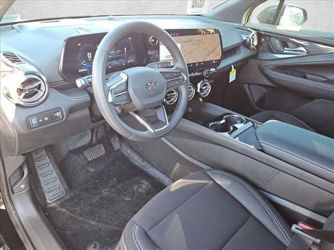 New 2026 Chevrolet Blazer EV LT image 3