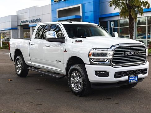 Used 2024 RAM 2500 Laramie image 8