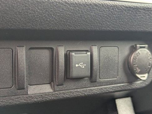 Used 2020 Toyota Tacoma SR image 17