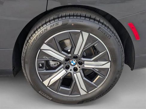 New 2026 BMW iX xDrive45 image 10