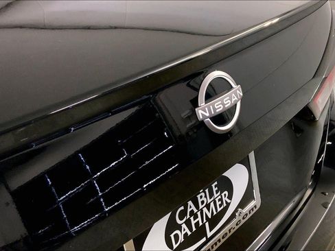 Used 2025 Nissan Altima 2.5 SV FWD image 29
