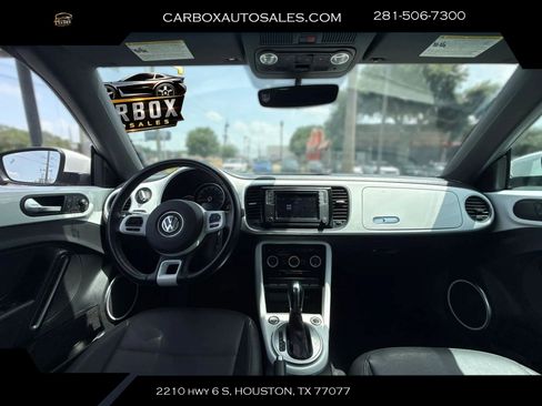 Used 2019 Volkswagen Beetle 2.0T SE FWD image 11