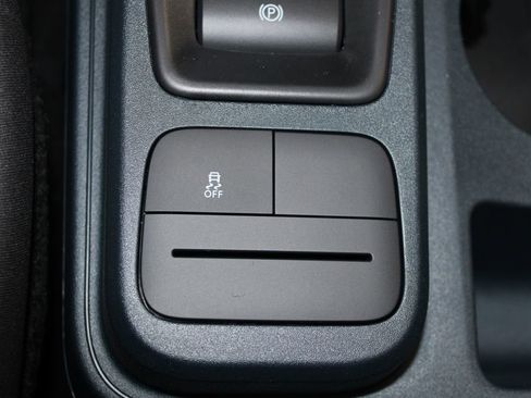 New 2025 Ford Maverick XL w/ Equipment Group 101A image 42