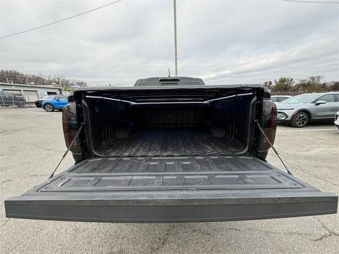 Used 2020 Chevrolet Colorado Z71 image 24