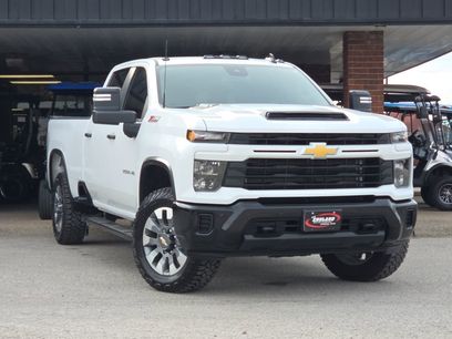 Used 2025 Chevrolet Silverado 2500 Custom w/ Custom Value Package