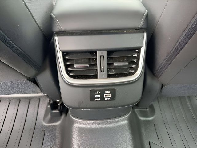 Used 2024 Subaru Legacy Premium AWD/4WD image 22