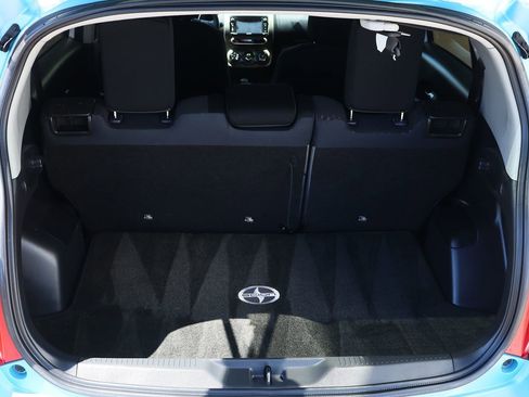 Used 2014 Scion xD image 23