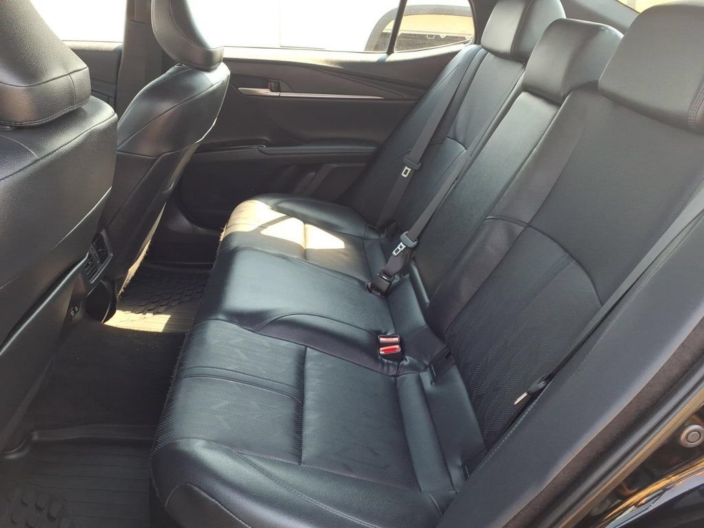 Used 2025 Toyota Camry XSE AWD/4WD image 15