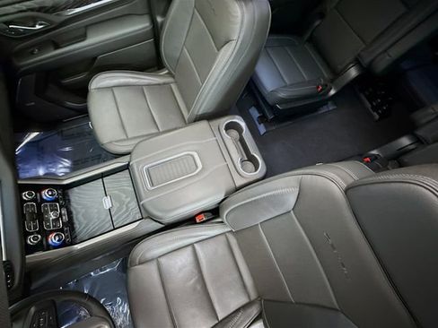 Used 2023 GMC Yukon Denali image 26