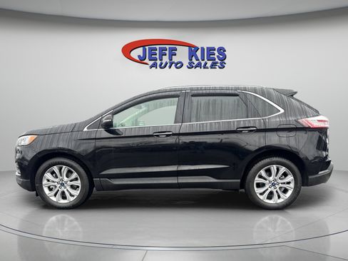 Used 2020 Ford Edge Titanium image 8