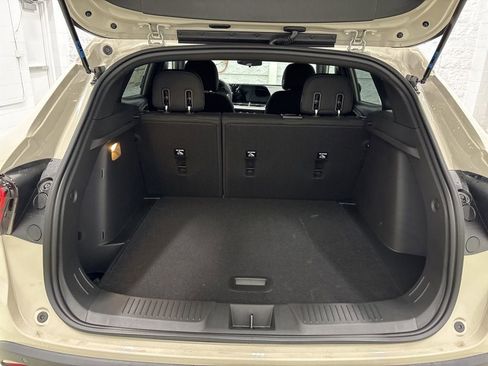 New 2026 Chevrolet Trax RS w/ Driver Confidence Package image 30