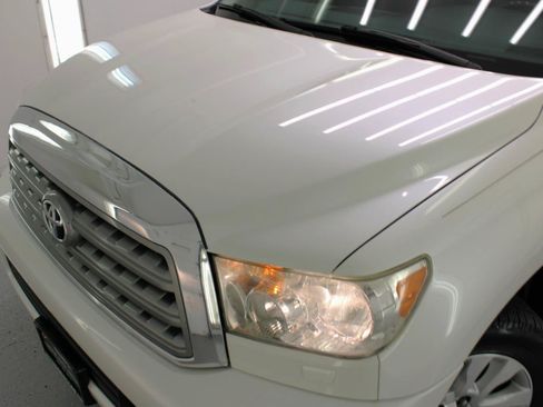 Used 2012 Toyota Sequoia Platinum AWD/4WD image 18