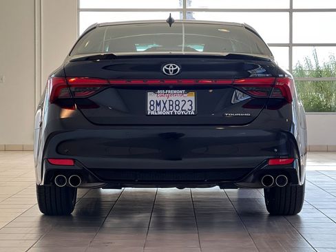 Certified 2019 Toyota Avalon Touring image 5