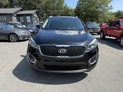 Used 2016 Kia Sorento AWD w/ LX Convenience Package image 3